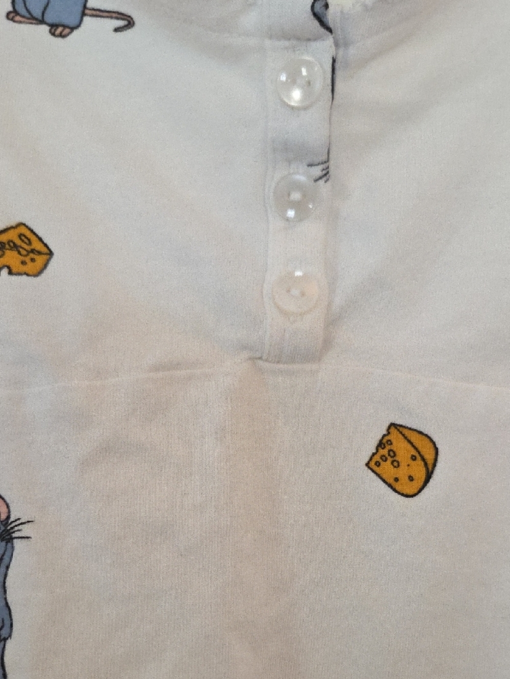 Disneys Ratatouille Pajama Set with Blue Mouse and Yellow Cheese Print - XL - Picture 3 of 8